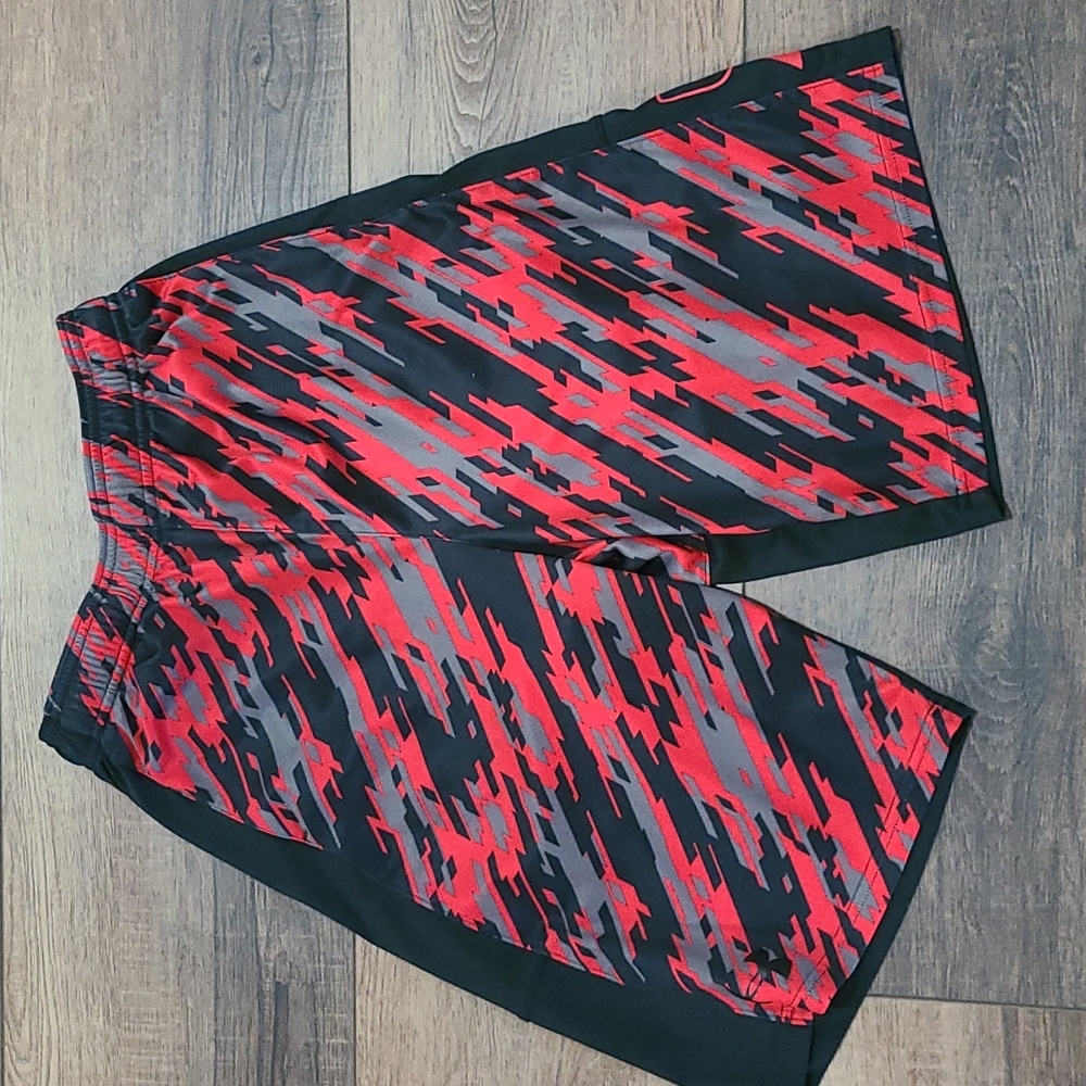 Under Armour shorts EUC